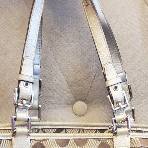 Coach Tote - Picture 2 of 6